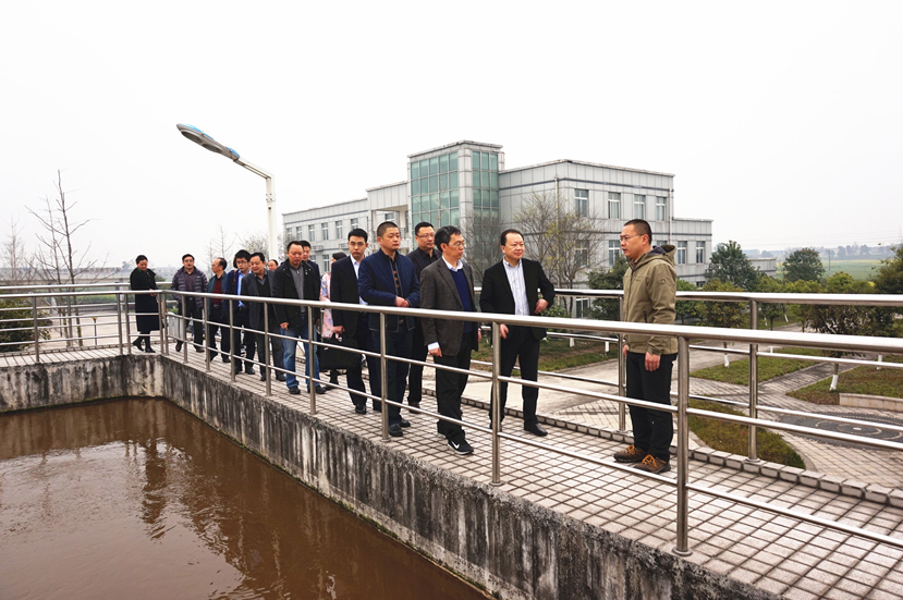 國家、省、市發(fā)改委調(diào)研組到杰陽排水公司進(jìn)行成本調(diào)研