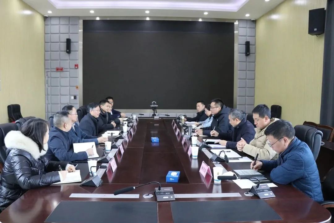 凝心聚力謀發(fā)展 攜手同心再出發(fā)——德陽發(fā)展集團(tuán)與市住建局、市交通局、市國資委謀劃部署2023年工作